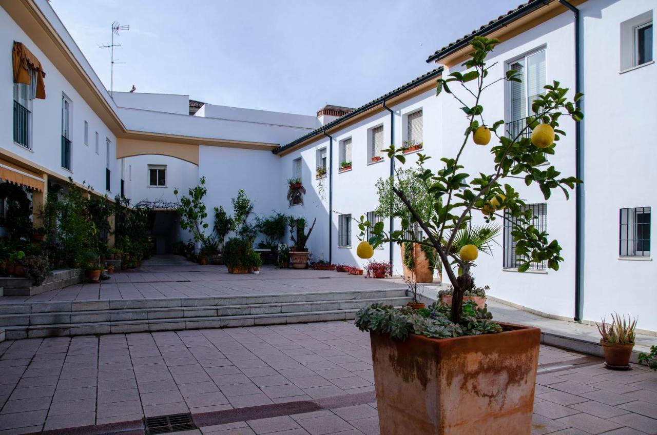 Mezquita Apart. With Free Parking Cordoba Luaran gambar
